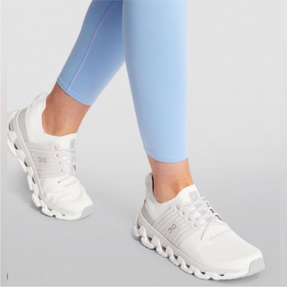 On Women's Cloudswift 3 AD Running Shoes White/Frost Size 7 NWT $180 - Picture 1 of 14